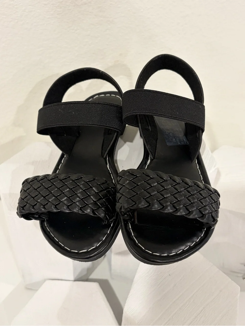 Toddler girls size 7.5 LOT of 2 pairs of strappy sandals. Black & Peach.